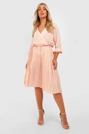 Ruffle Detail Pleated Midi Dress - Boohoo